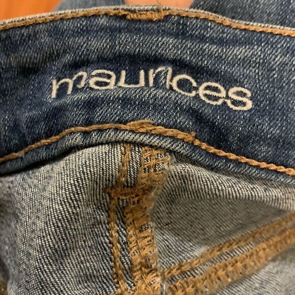 Maurice’s Size 0 Capri/cropped pant mid rise Distressed denim - Picture 6 of 8